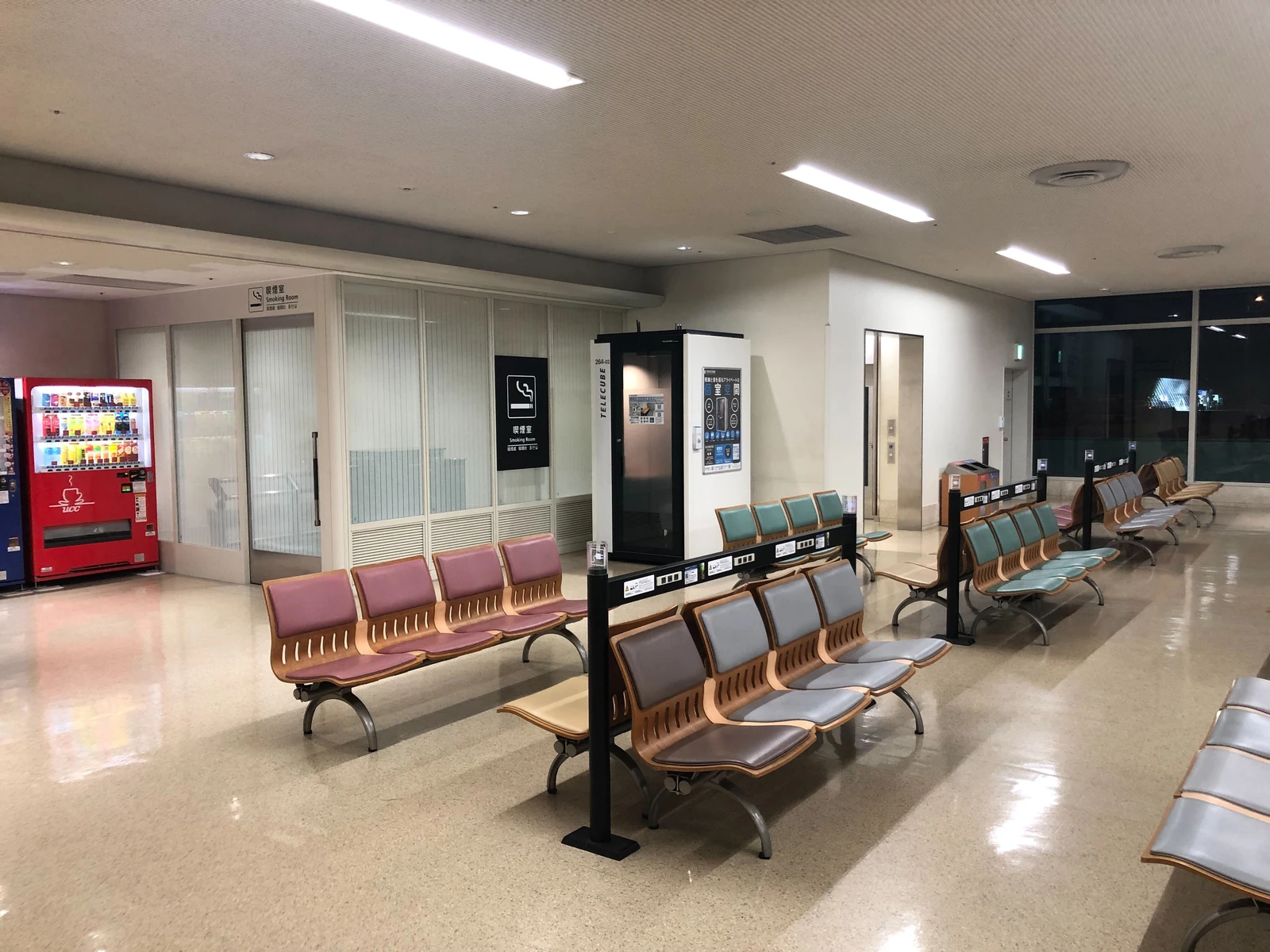 那覇空港　保安エリア内 1